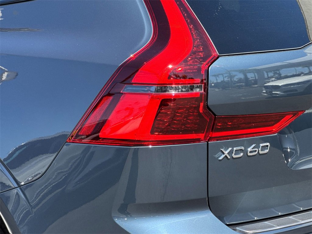 New 2026 Volvo XC60 B5 Ultra w/ Protection Package Premier image 26