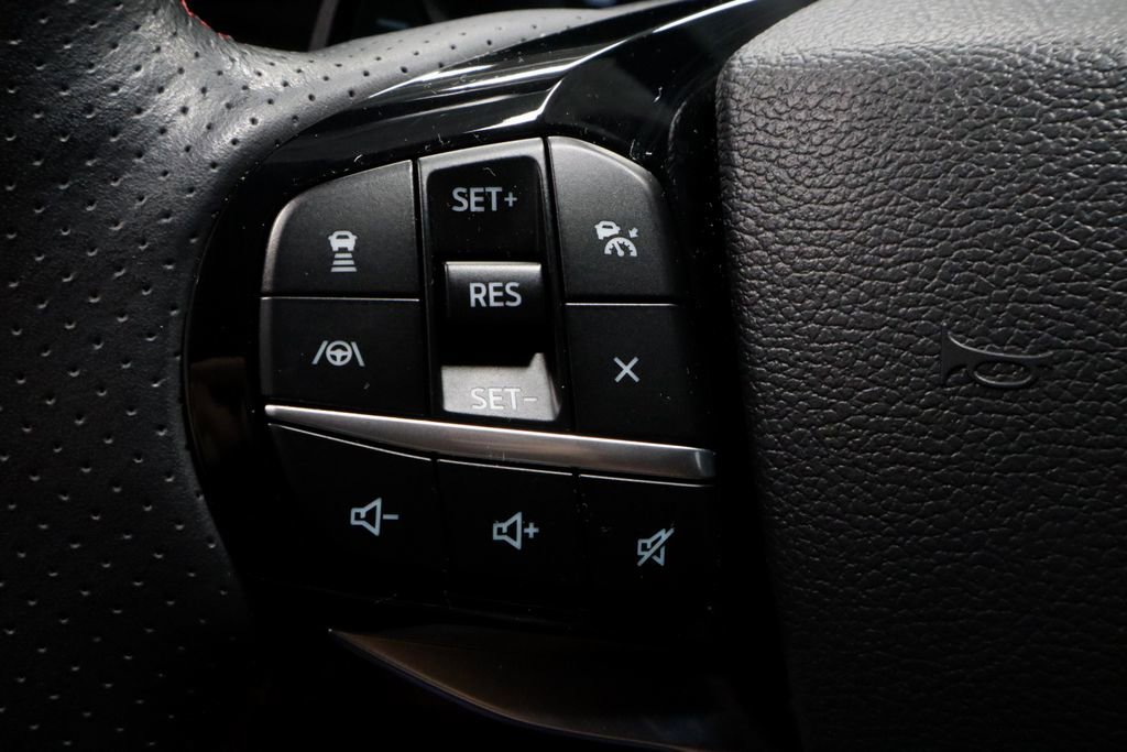 Used 2023 Ford Explorer ST w/ Equipment Group 401A AWD/4WD image 28
