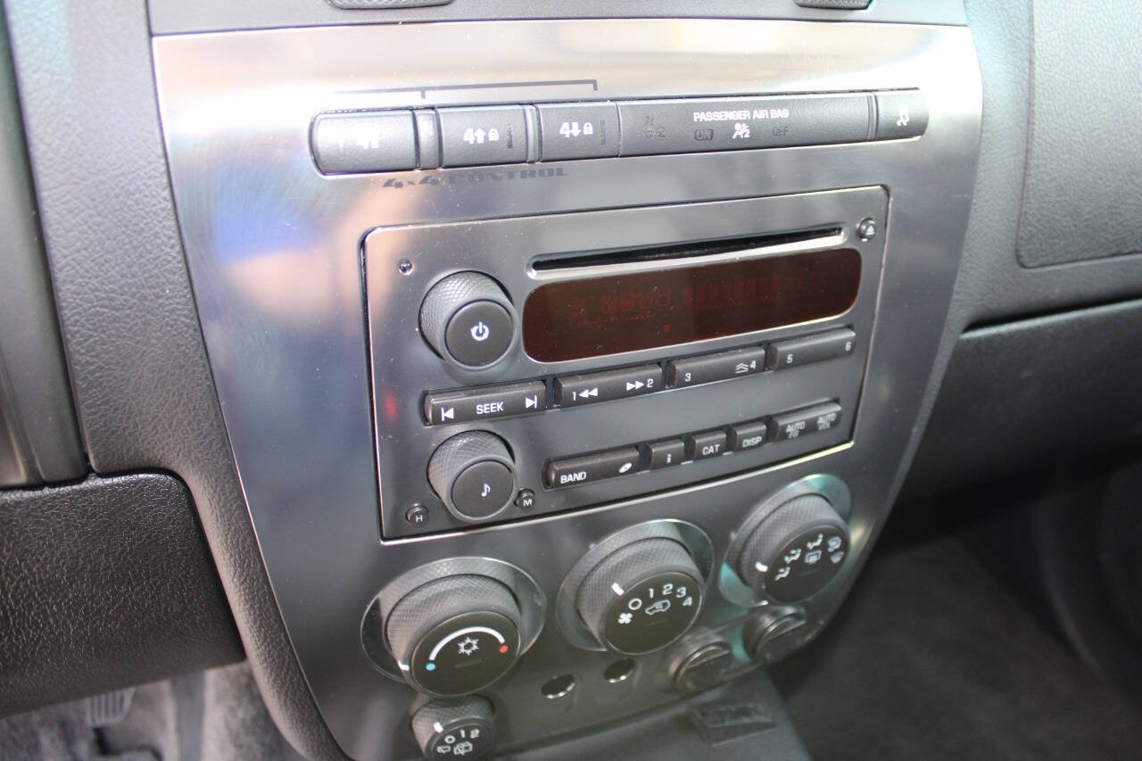 Used 2007 HUMMER H3 AWD/4WD image 15