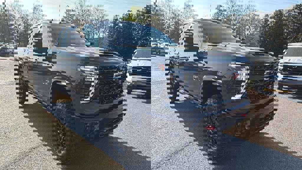 New 2026 Chevrolet Silverado 2500 ZR2 image 3