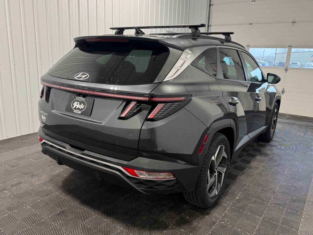 Used 2023 Hyundai Tucson SEL w/ Convenience Package image 3