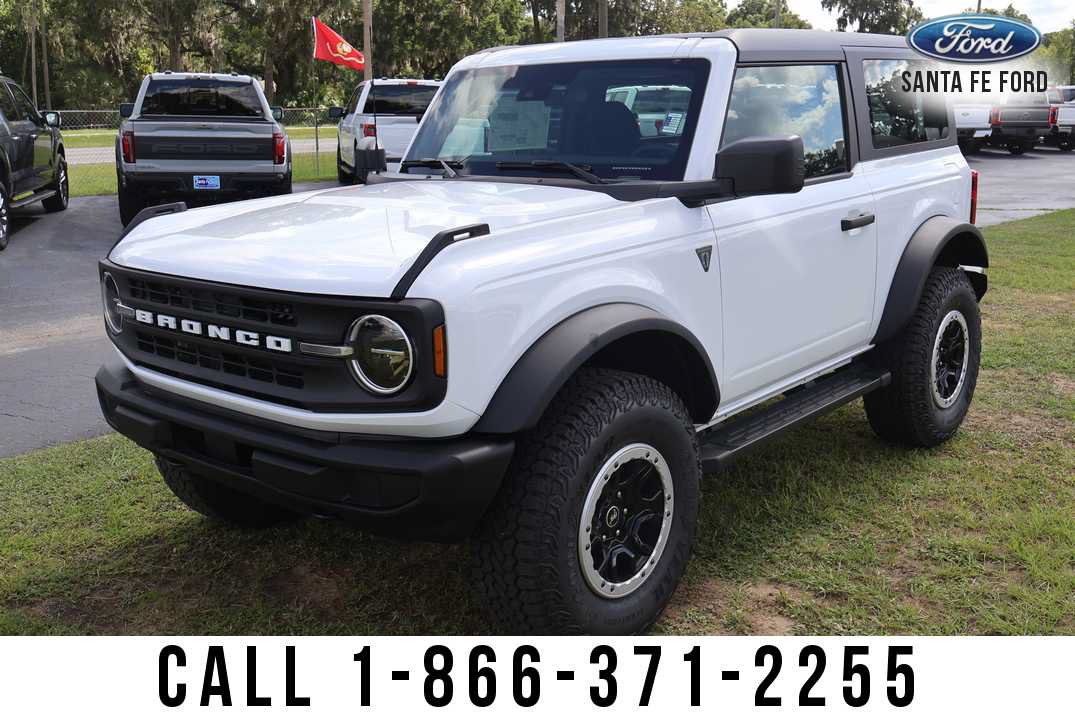 New 2026 Ford Bronco 2-Door w/ Sasquatch Package AWD/4WD image 2