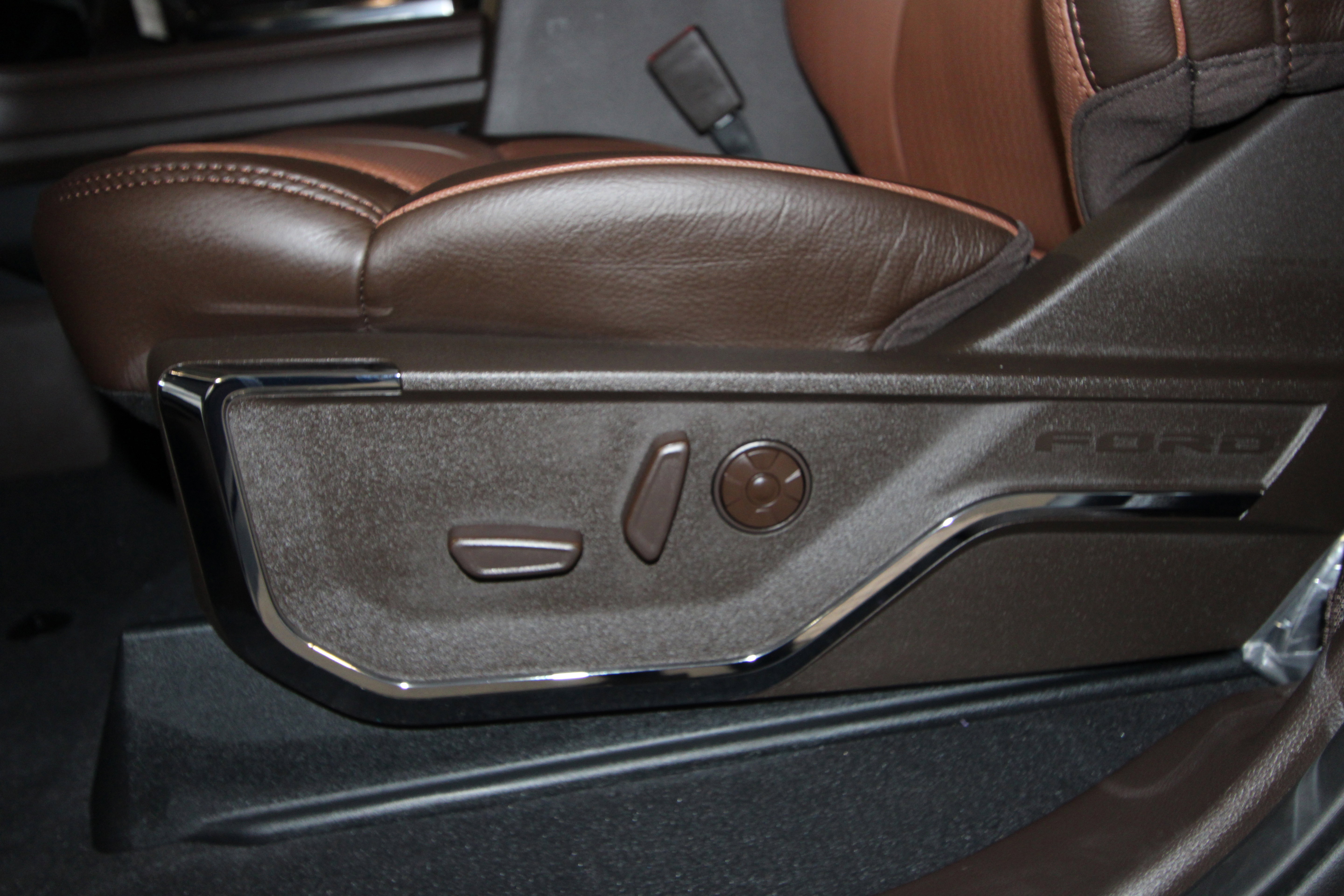 New 2025 Ford F350 King Ranch image 7