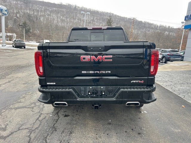 Used 2022 GMC Sierra 1500 AT4 w/ AT4 Premium Package image 3