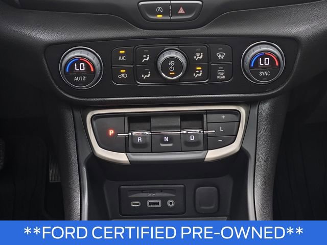 Used 2024 GMC Terrain Denali w/ Denali Premium Package image 9