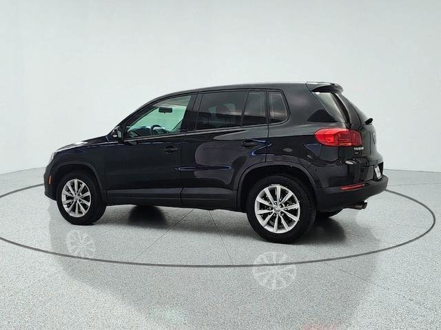 Used 2017 Volkswagen Tiguan Limited w/ Alloy Wheels Package image 5