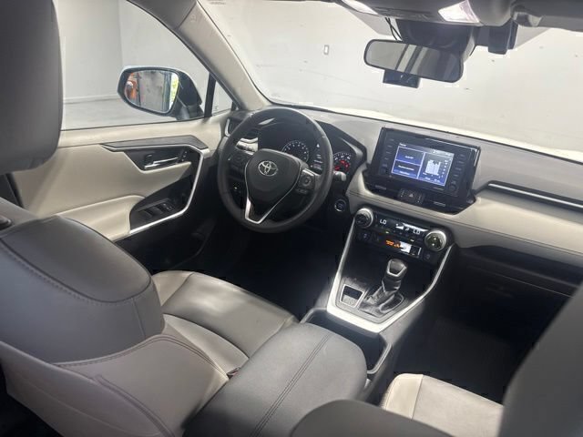 Used 2022 Toyota RAV4 XLE Premium FWD image 26