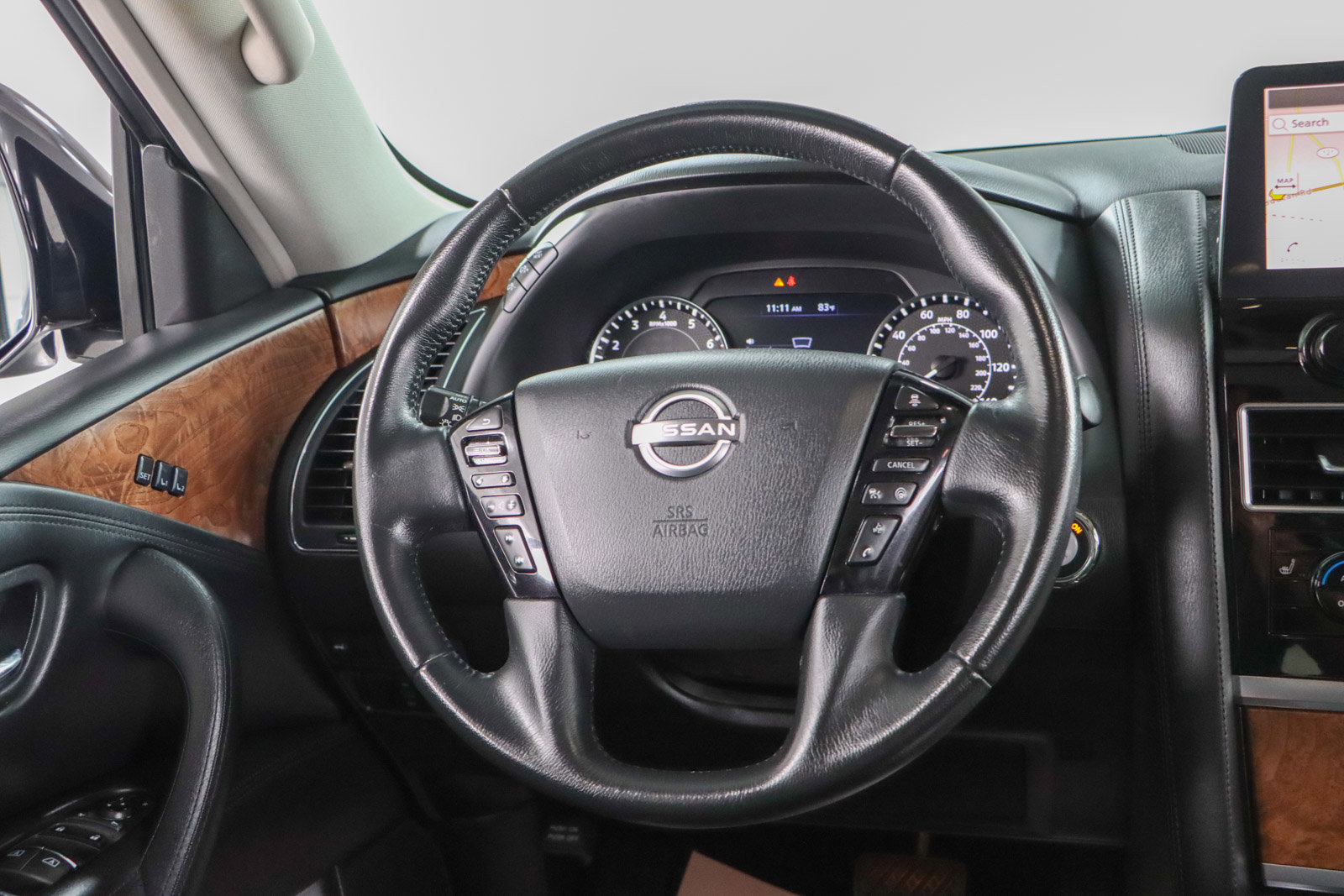 Used 2022 Nissan Armada SL w/ Captain's Chairs Package image 13