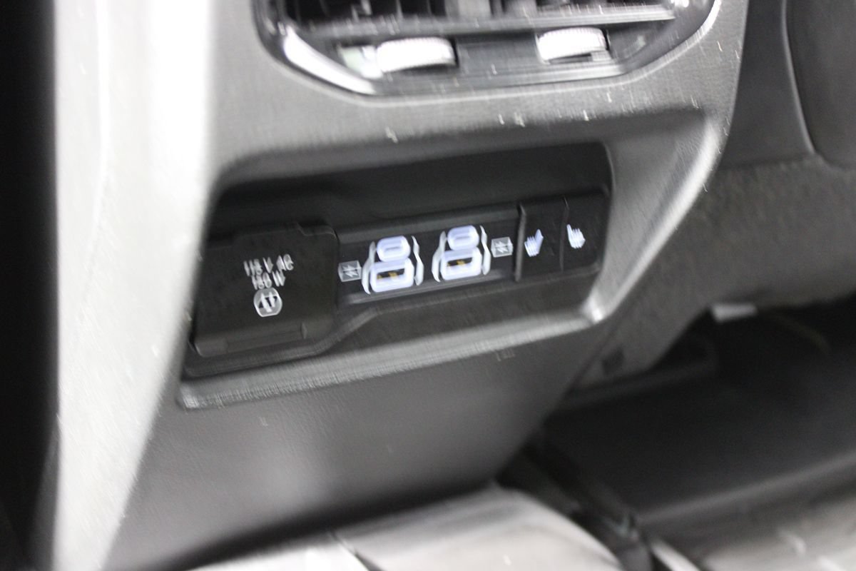 Used 2023 Jeep Grand Cherokee Trailhawk AWD/4WD image 30
