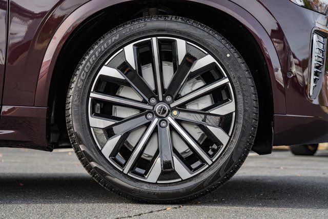 Used 2026 Volvo XC90 B6 Ultra w/ Protection Package Premier AWD/4WD image 16