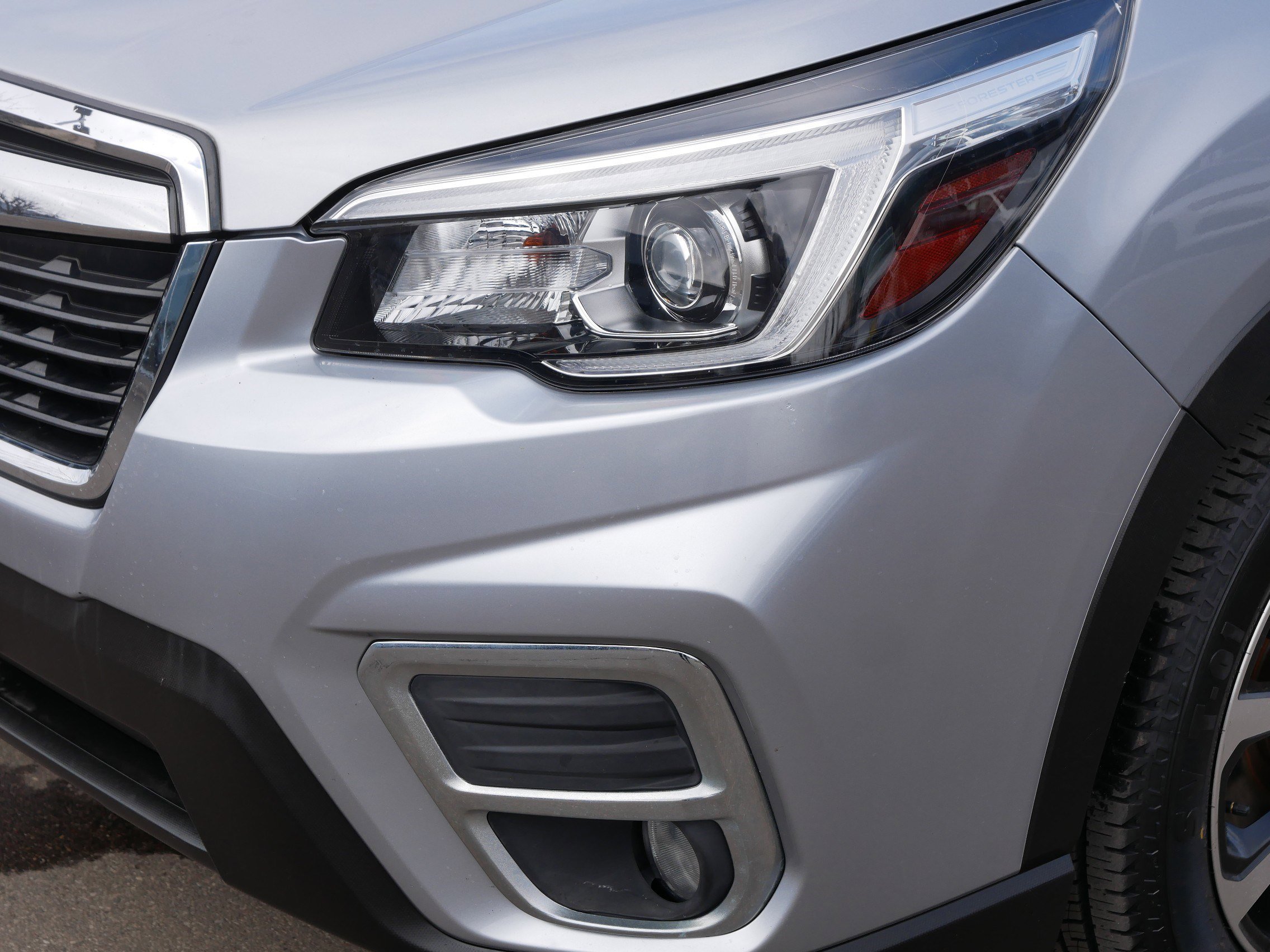 Used 2019 Subaru Forester Limited image 16