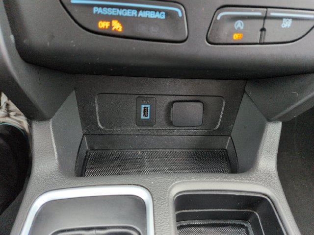 Certified 2018 Ford Escape SE FWD image 43