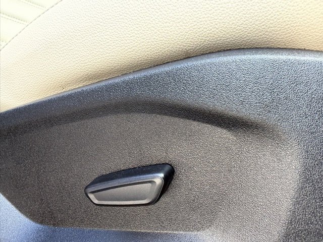 Used 2023 Ford Edge SEL w/ Convenience Package image 46