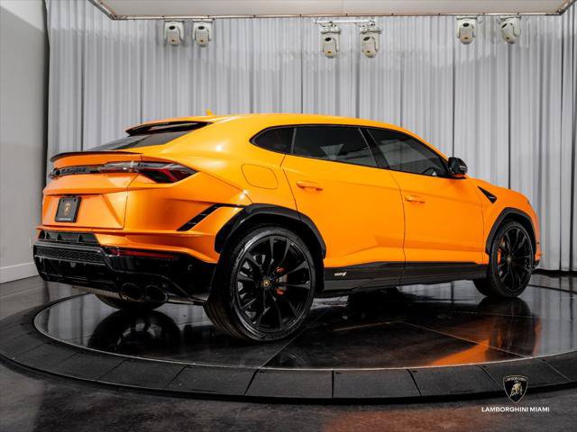 Used 2024 Lamborghini Urus S AWD/4WD image 14