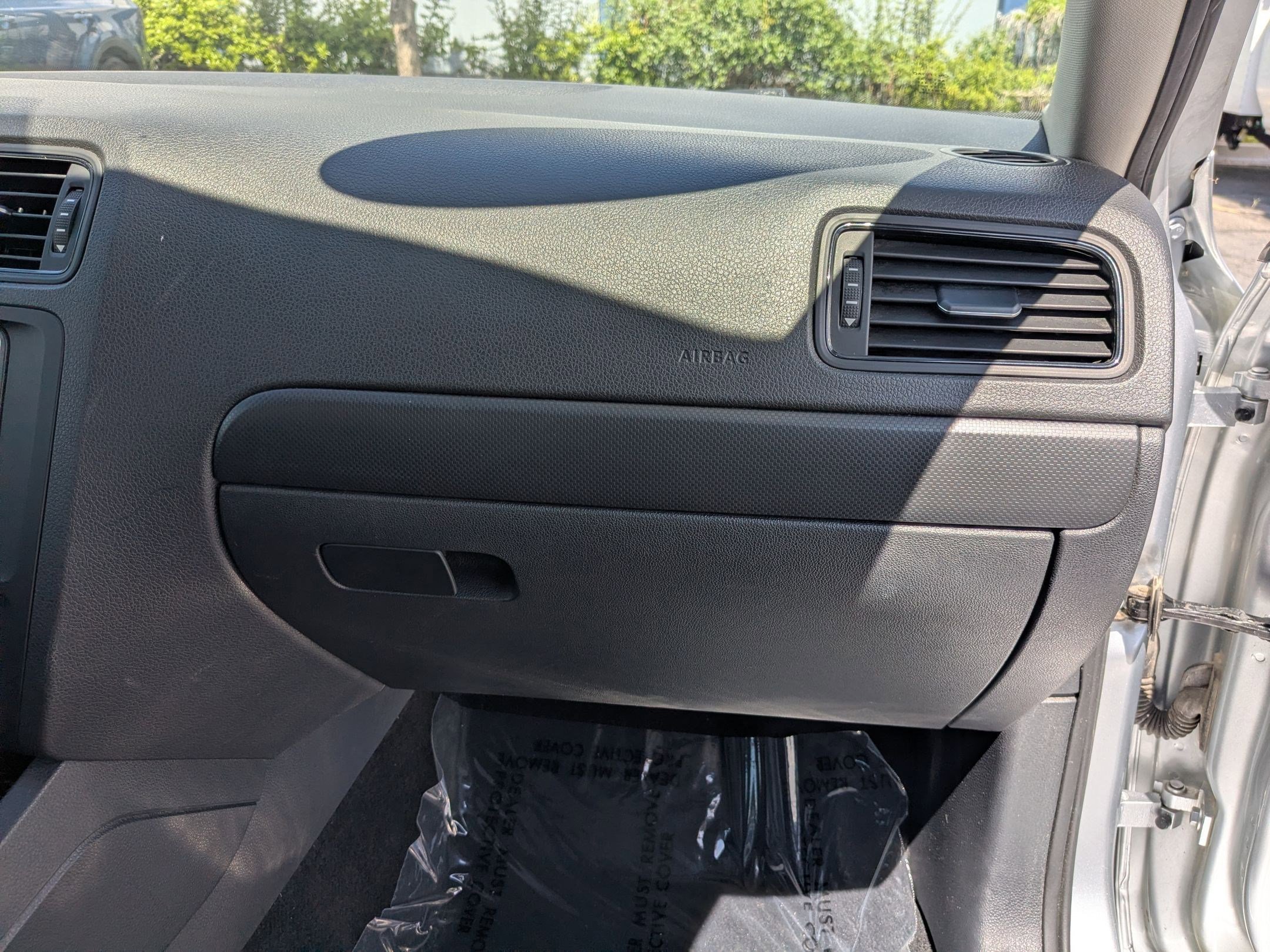 Used 2016 Volkswagen Jetta S image 28