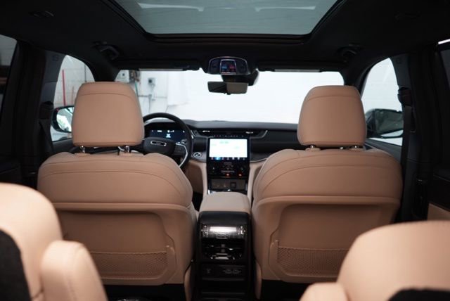 New 2025 Jeep Grand Cherokee L Limited w/ Luxury Tech Group II image 26