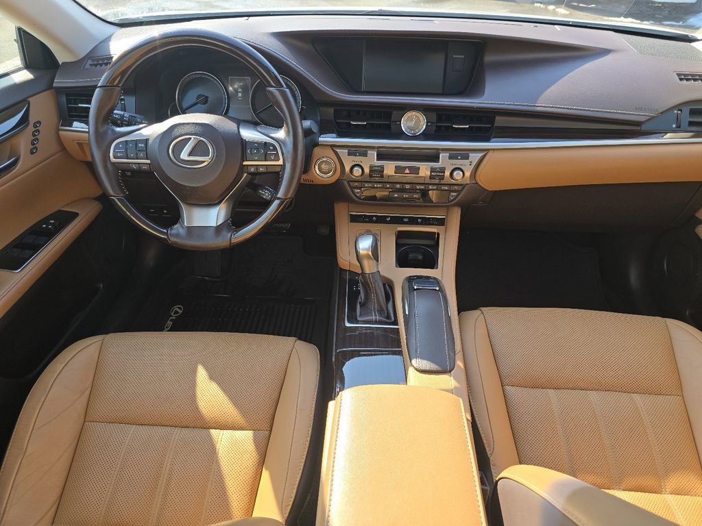 Used 2017 Lexus ES 350 image 21