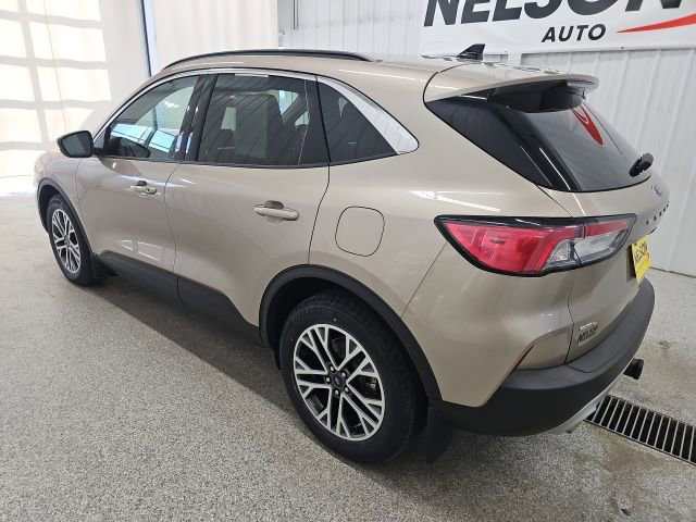 Used 2020 Ford Escape SEL image 9