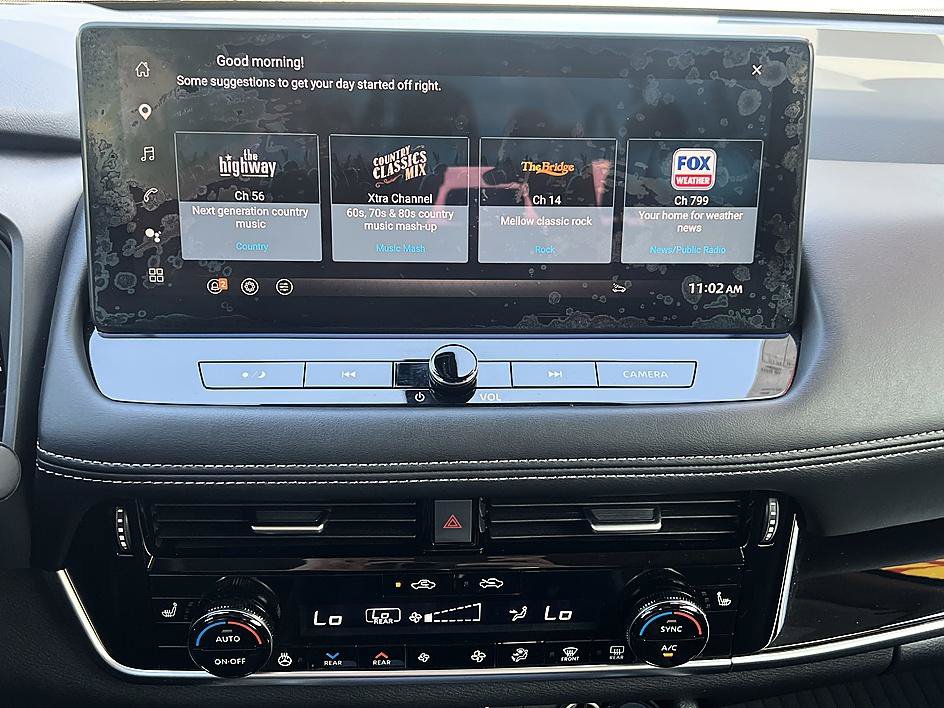 Certified 2025 Nissan Rogue SL w/ Tech Package FWD image 25