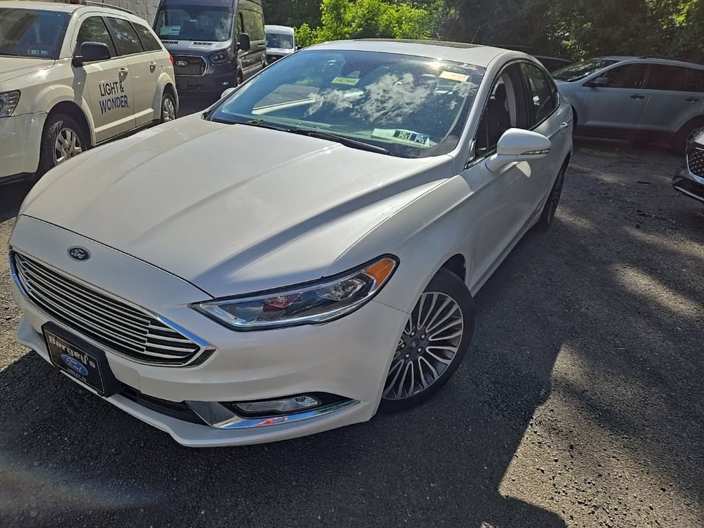 Used 2017 Ford Fusion Titanium AWD/4WD image 3