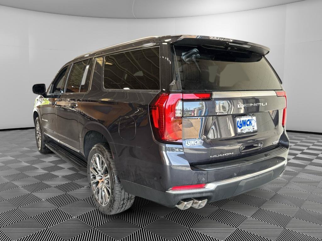 New 2026 GMC Yukon XL Denali w/ LPO, Floor Liner Package AWD/4WD image 3