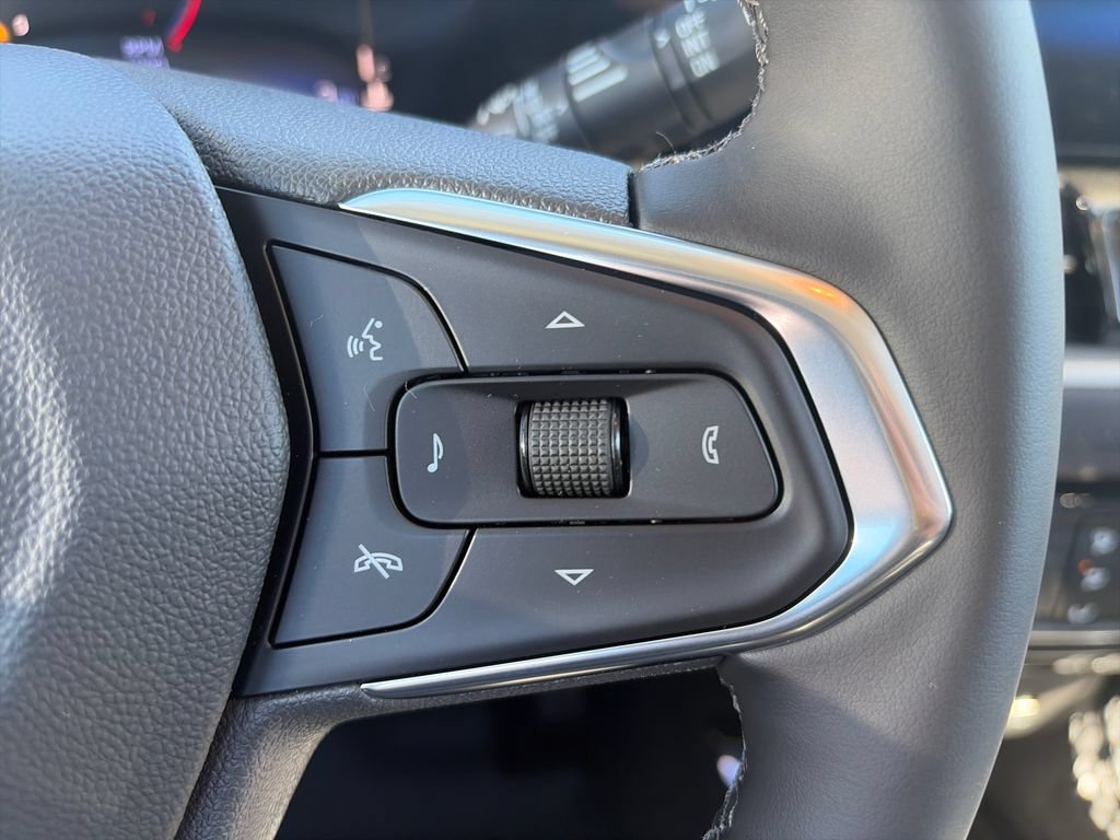 New 2026 Chevrolet TrailBlazer LT w/ Midnight Edition FWD image 11