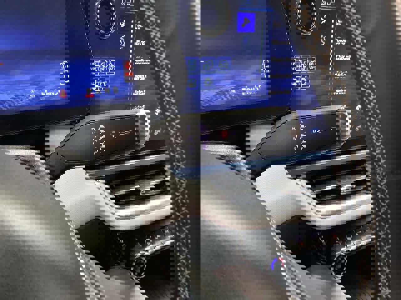 Used 2024 Chevrolet Equinox EV LT image 26