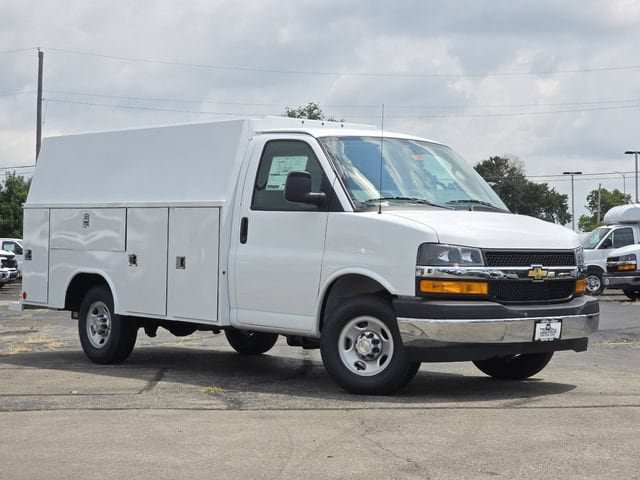 New 2026 Chevrolet Express 3500 w/ Power Convenience Package RWD image 2