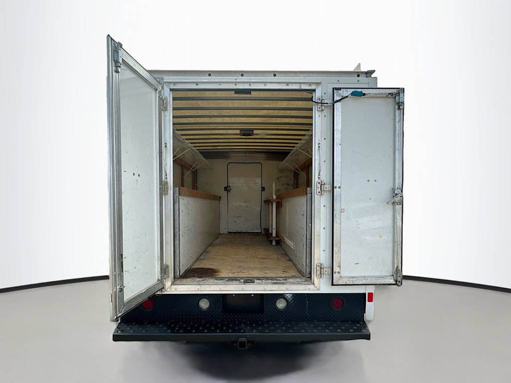 Used 2016 Chevrolet Express 3500 image 22