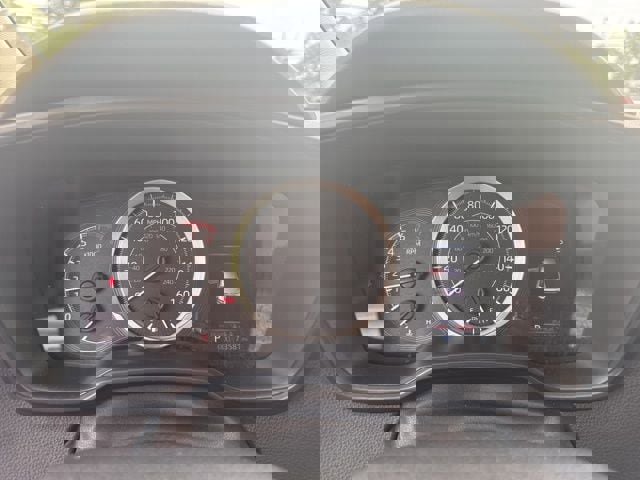 Used 2021 Toyota Corolla LE image 17