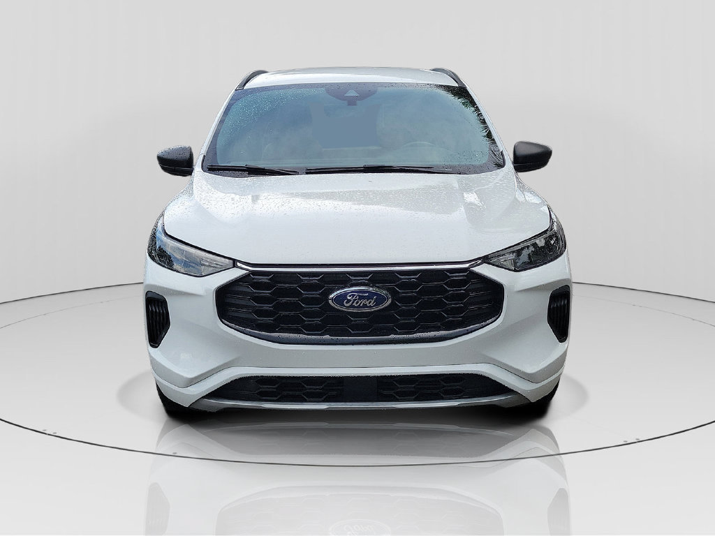 Used 2023 Ford Escape ST-Line w/ Tech Pack #1 FWD image 2