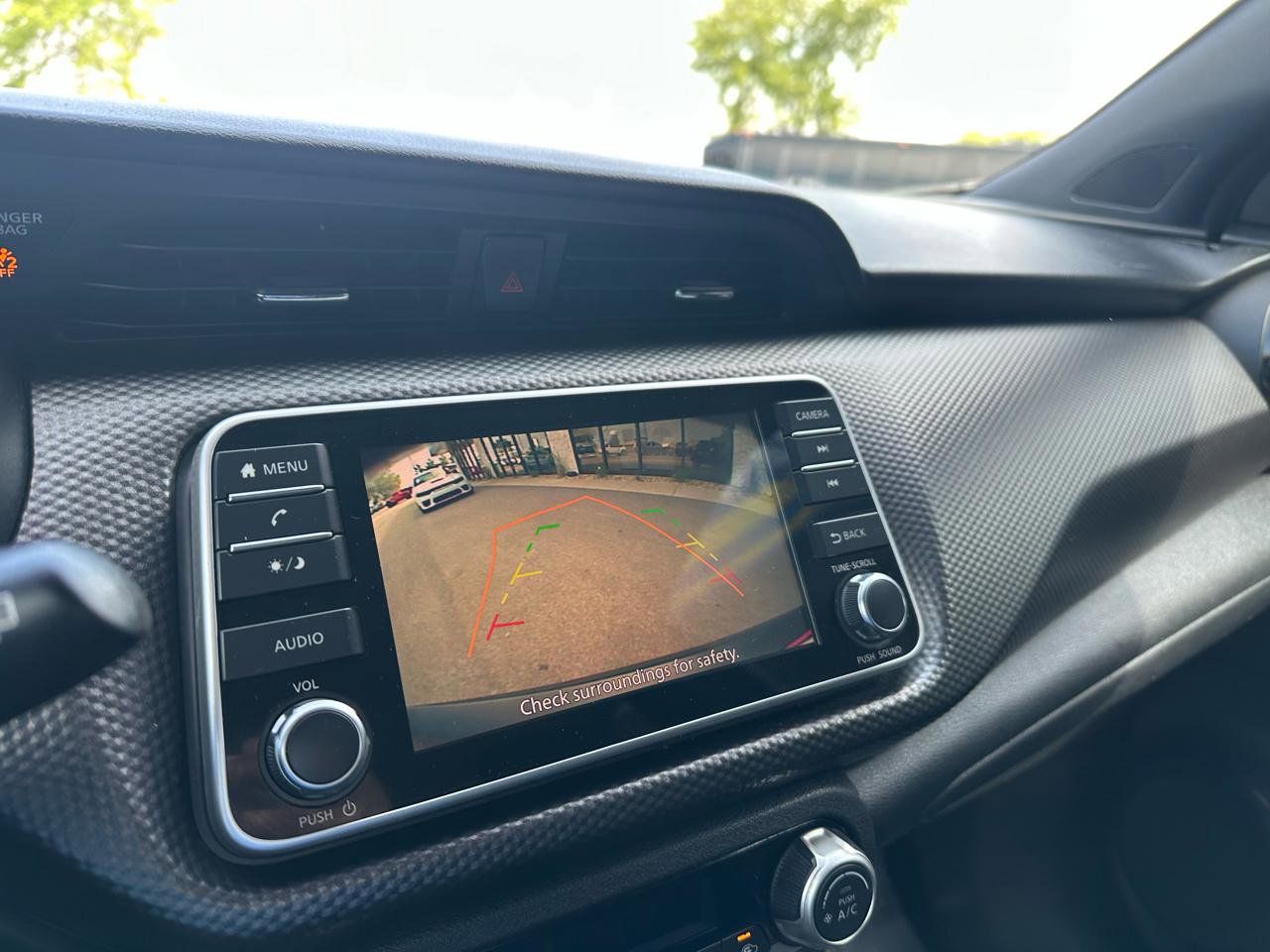 Used 2019 Nissan Kicks SV FWD image 13