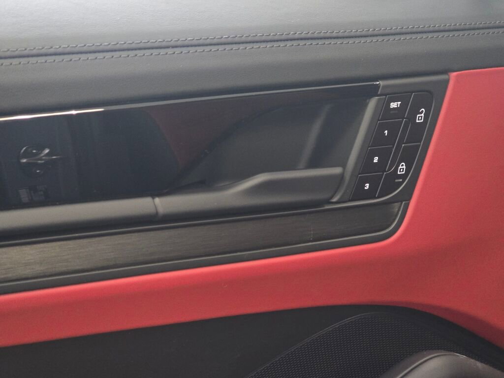 New 2026 Porsche Cayenne GTS image 35