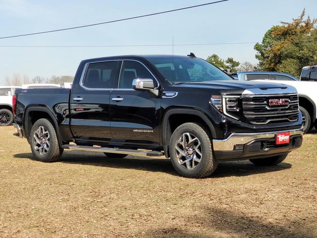 New 2026 GMC Sierra 1500 SLT image 2