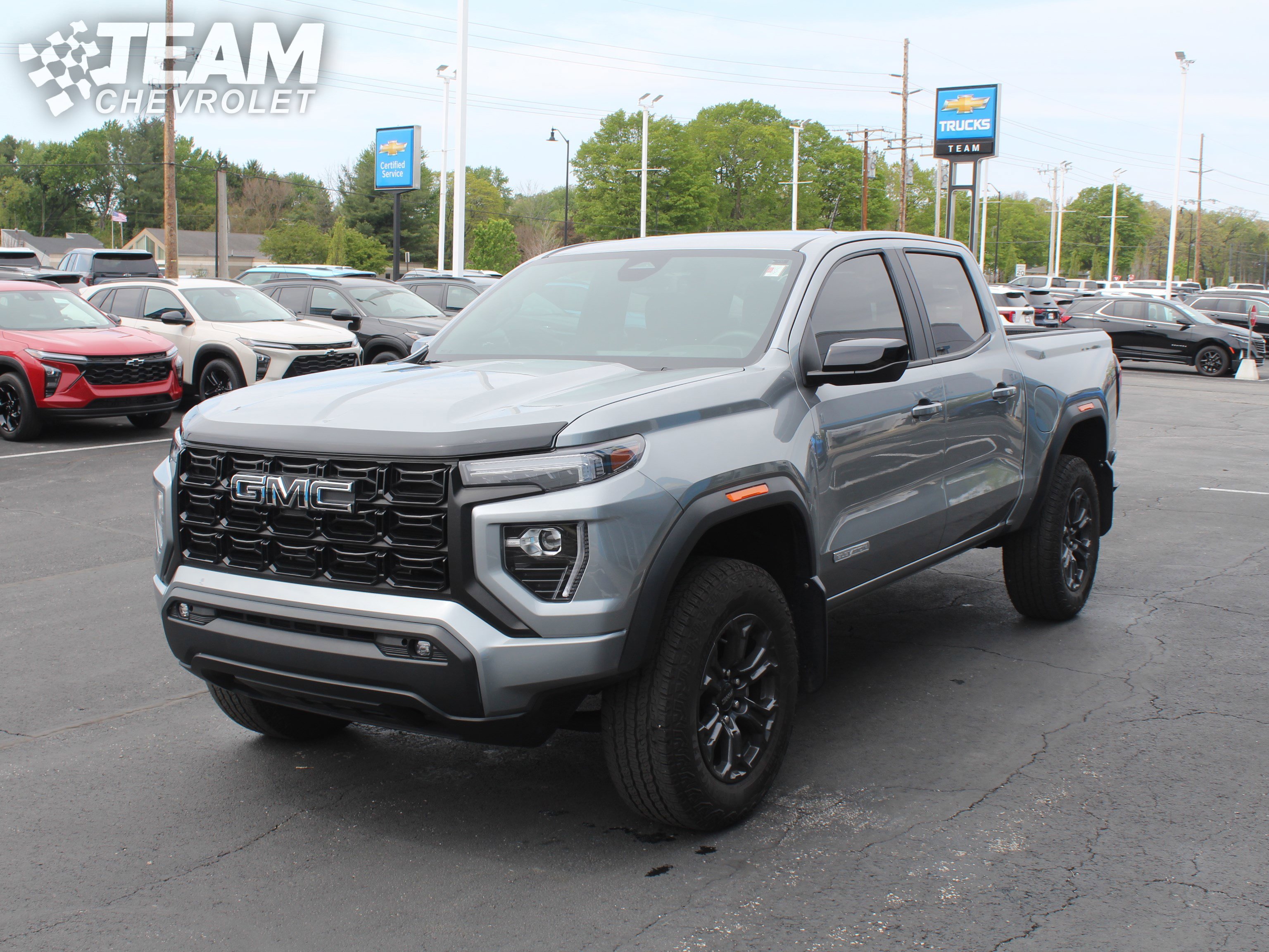 Used 2024 GMC Canyon Elevation w/ Convenience Package RWD image 9