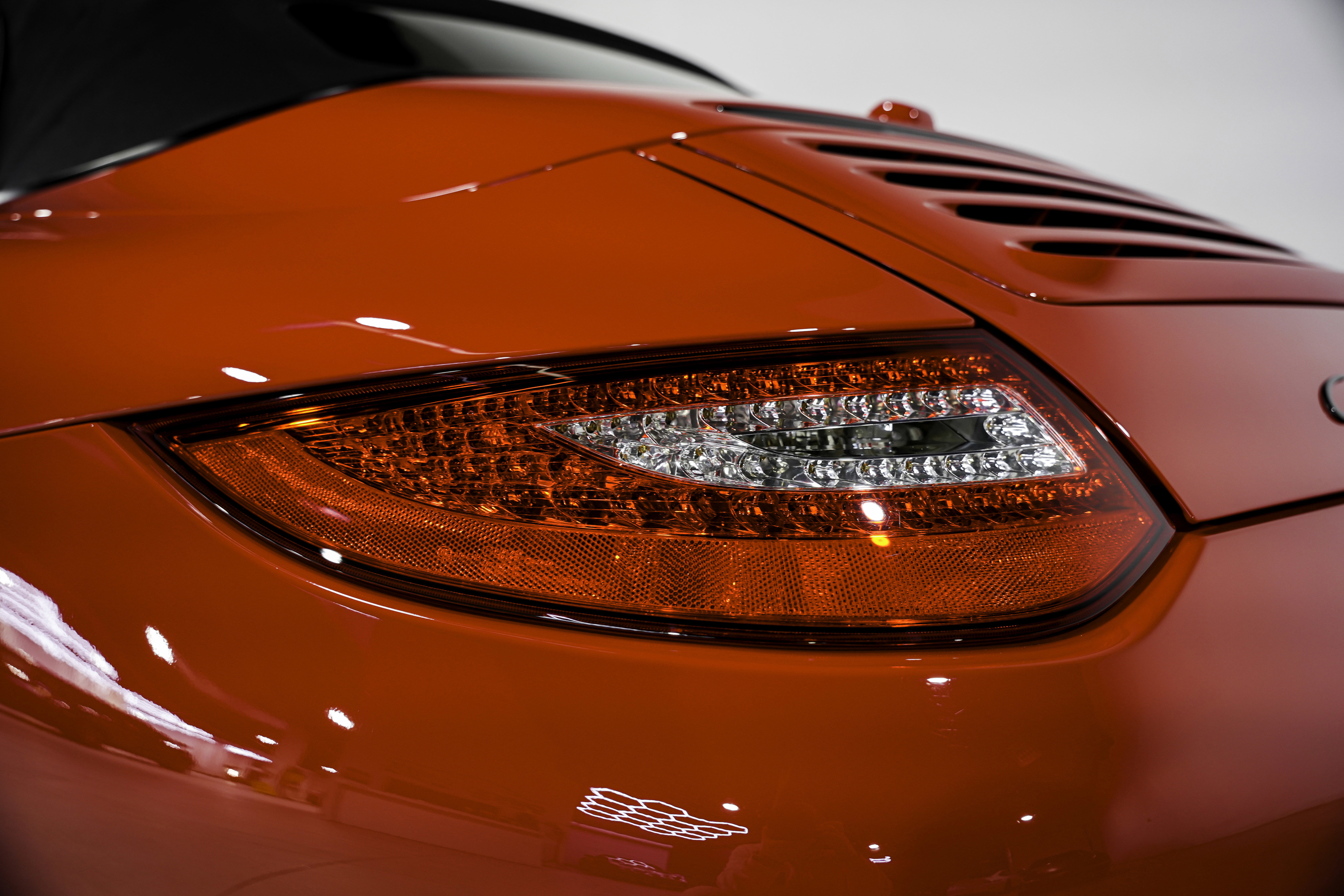 Used 2012 Porsche 911 Carrera GTS image 32