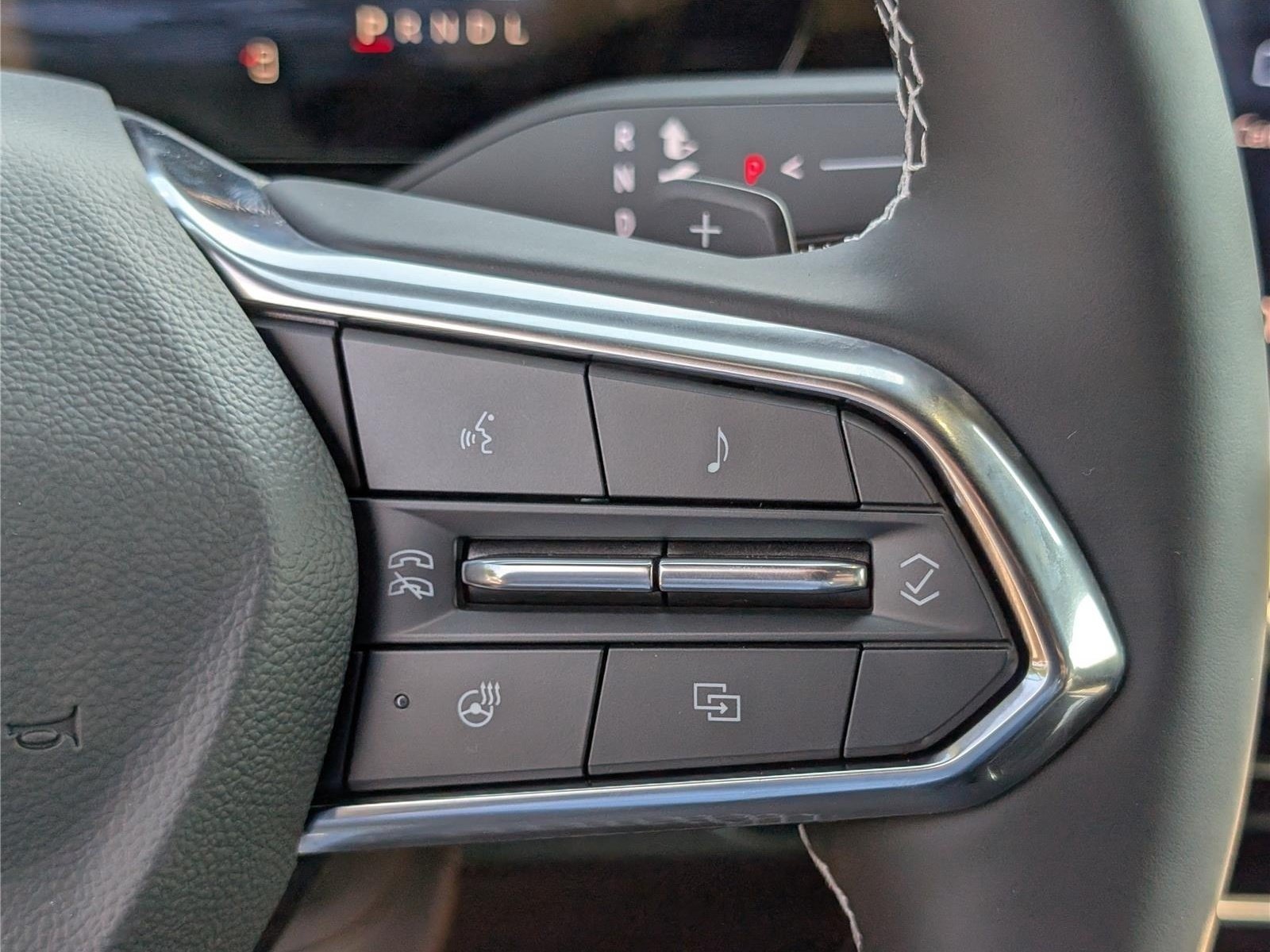 New 2027 Chevrolet Traverse LT w/ Driver Confidence Package FWD image 21