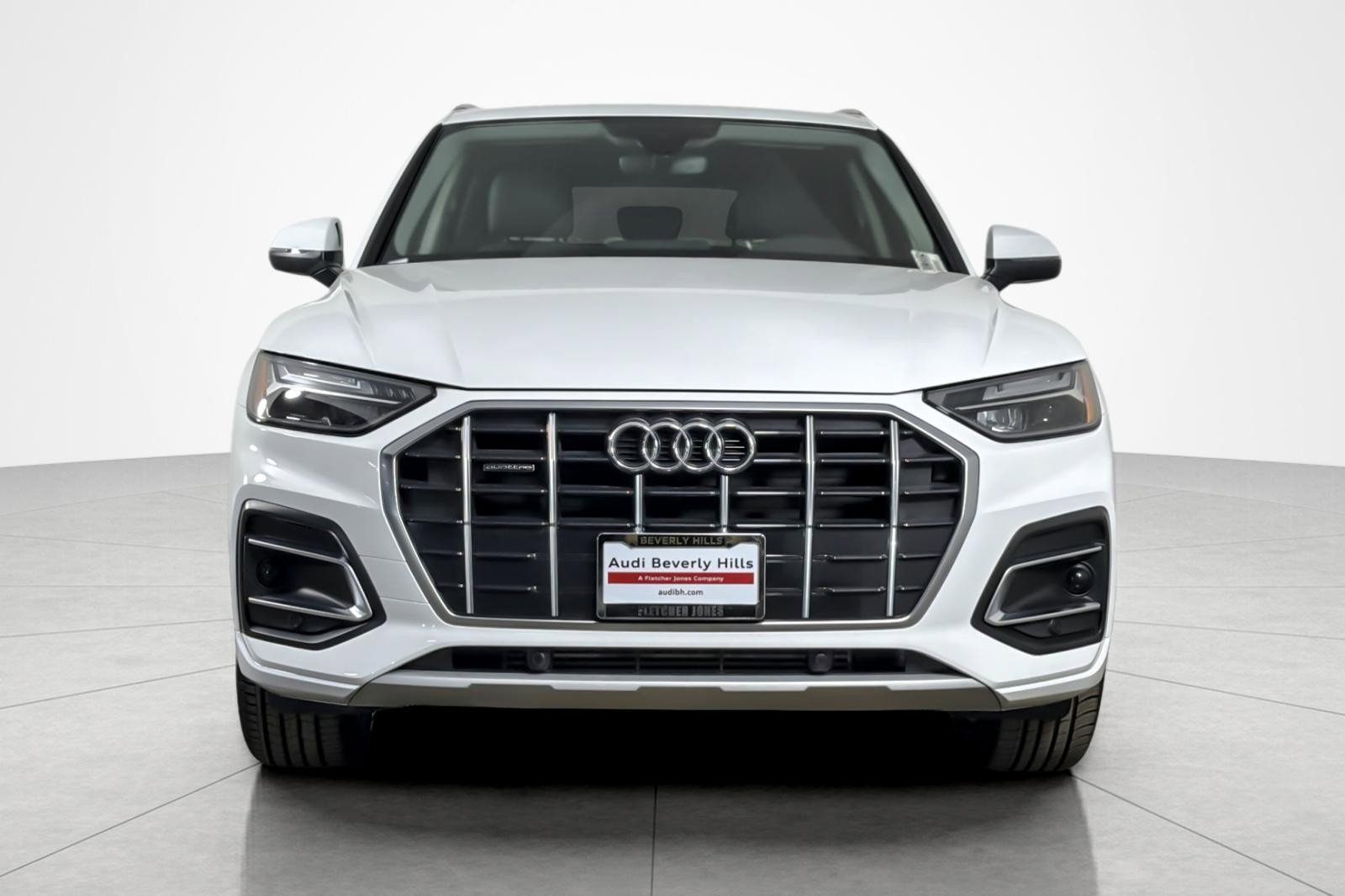 Used 2023 Audi Q5 2.0T Premium w/ Convenience Package AWD/4WD image 8