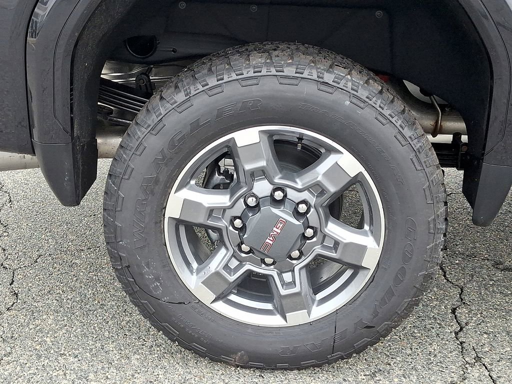 New 2026 GMC Sierra 2500 SLE w/ SLE Value Package; image 5