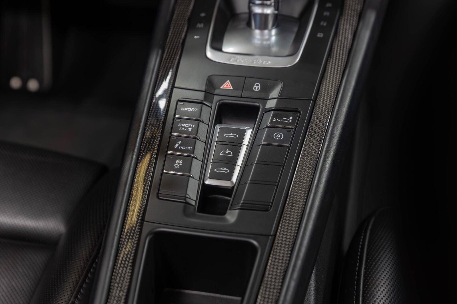 Used 2015 Porsche 911 Turbo S AWD/4WD image 75