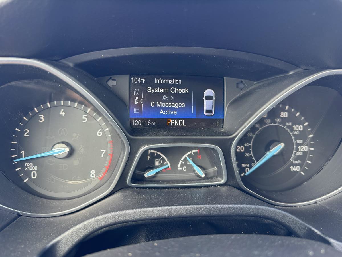Used 2017 Ford Focus SE FWD image 23