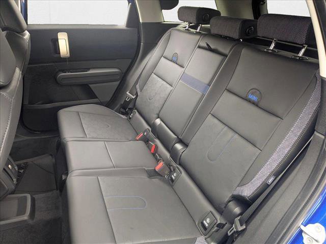 Used 2025 MINI Cooper Countryman S w/ Comfort Package Max image 16