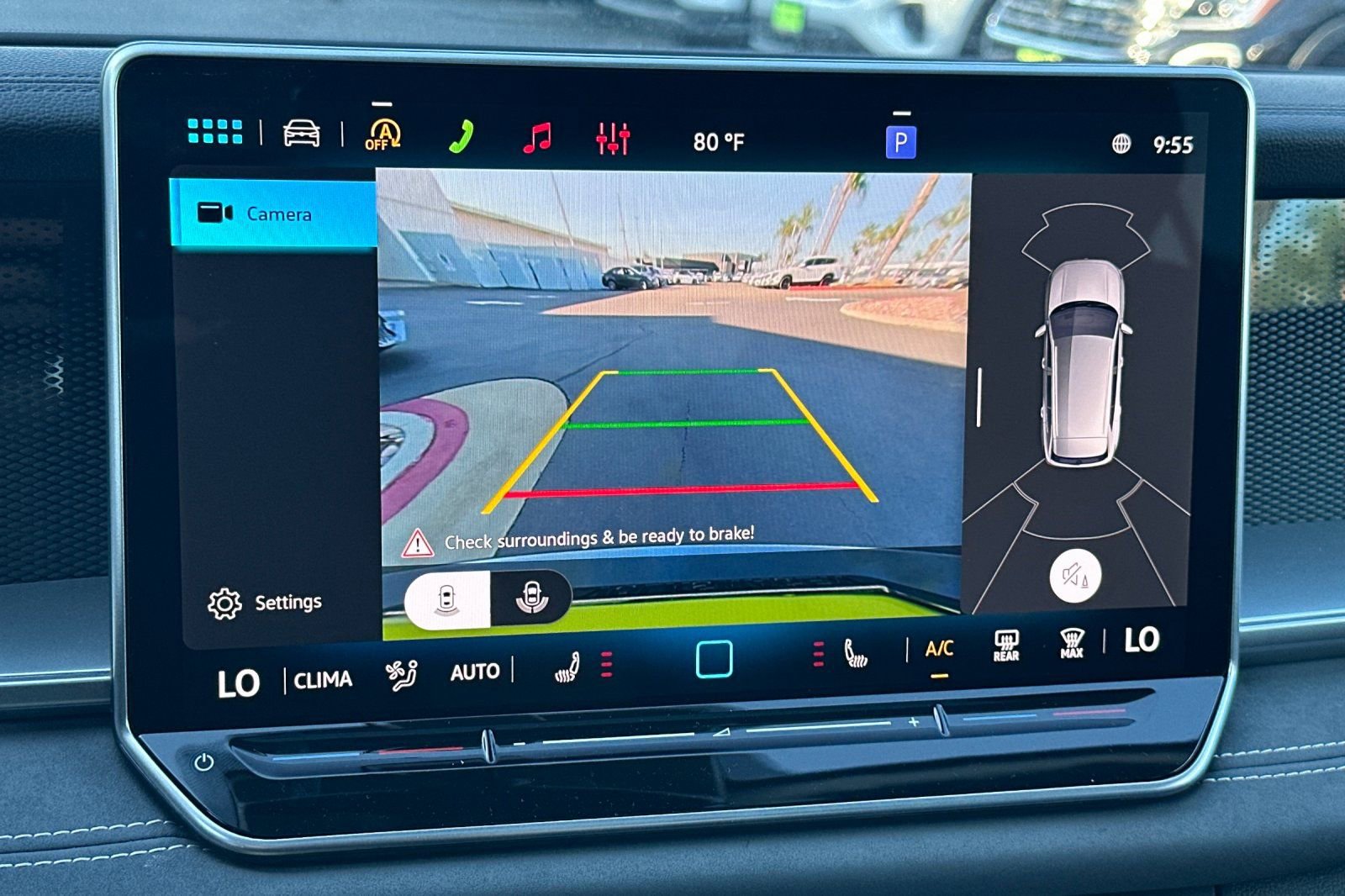 New 2026 Volkswagen Tiguan SE image 17