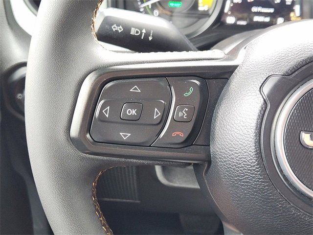 Used 2024 Jeep Wrangler Unlimited w/ Convenience Group AWD/4WD image 29
