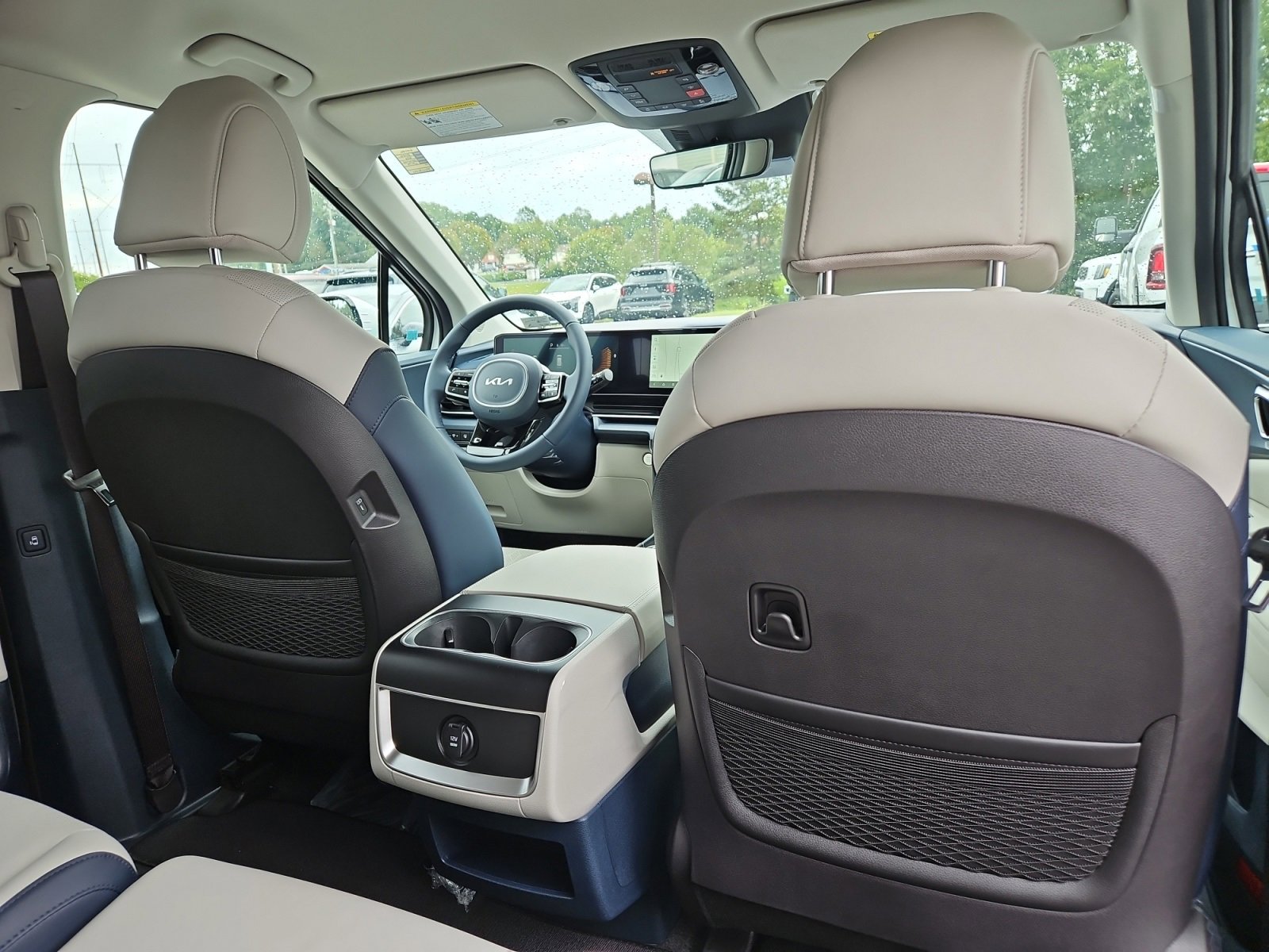 New 2026 Kia Carnival EX image 18