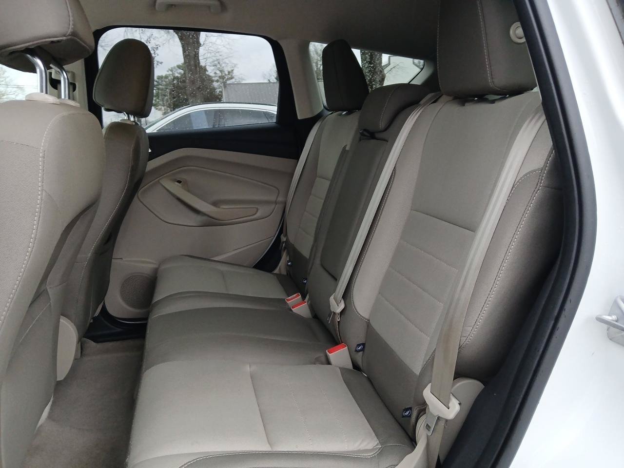 Used 2016 Ford Escape SE AWD/4WD image 10