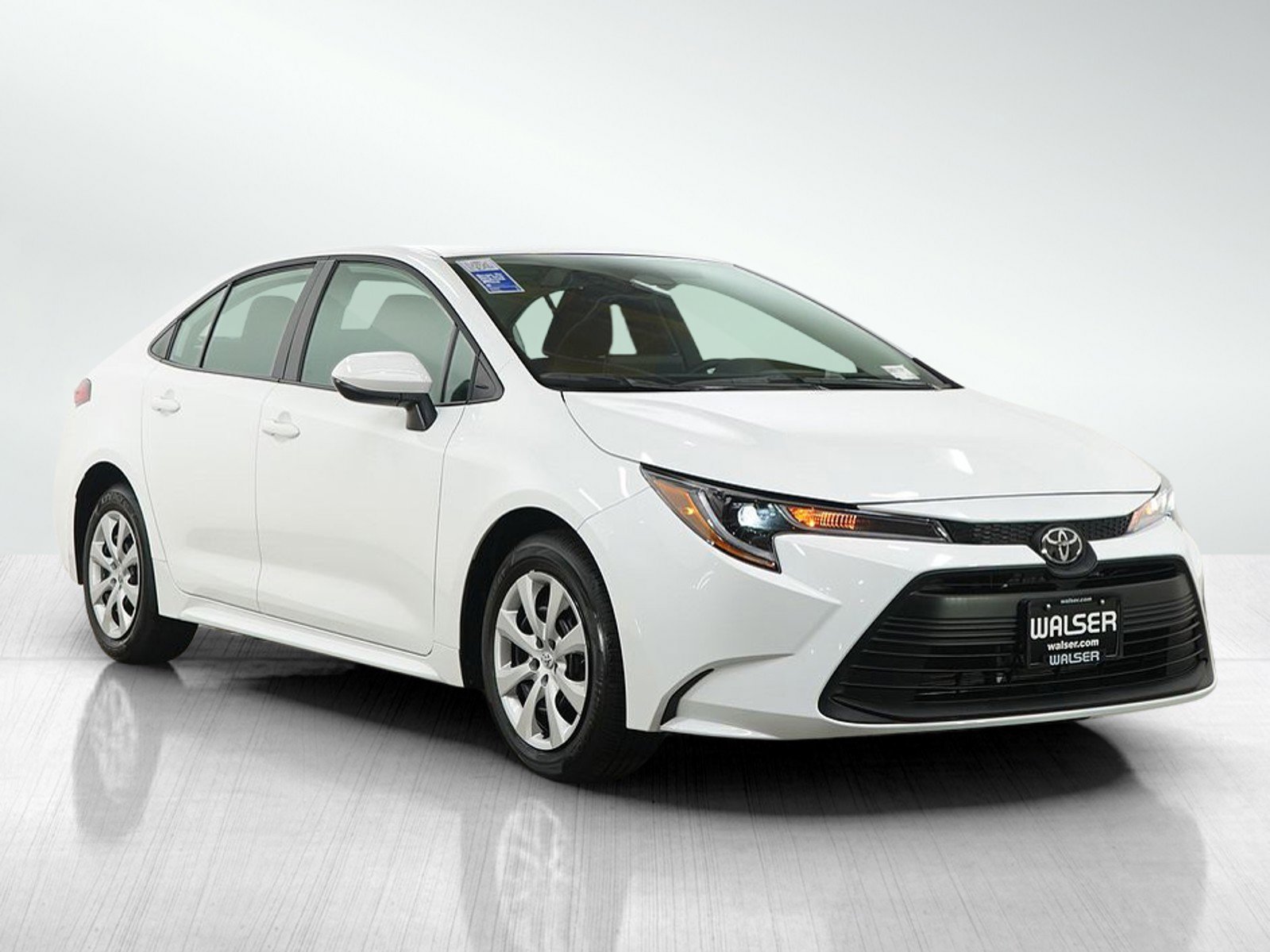 Used 2026 Toyota Corolla LE FWD image 7