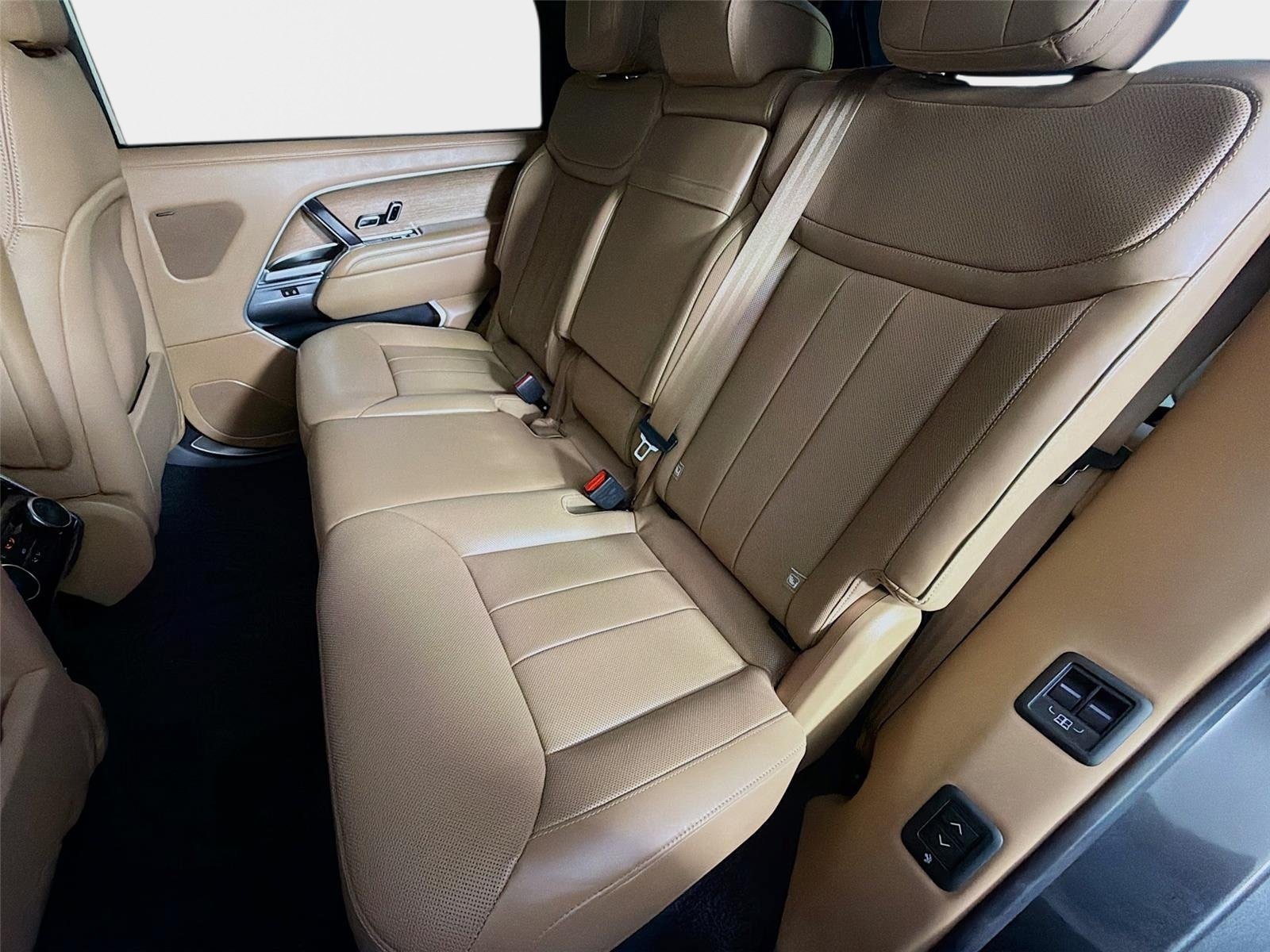 Used 2024 Land Rover Range Rover Long Wheelbase SE AWD/4WD image 23