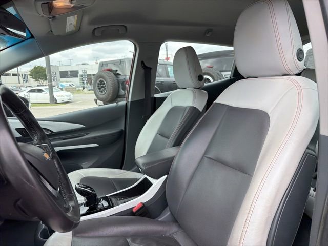 Used 2017 Chevrolet Bolt Premier w/ Driver Confidence II Package image 9