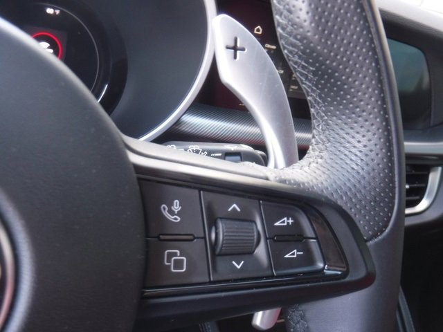 Used 2024 Alfa Romeo Stelvio Veloce image 48